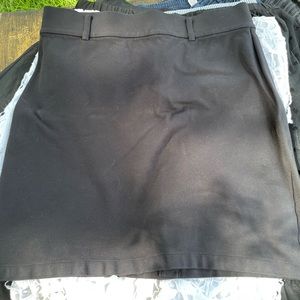 Black mini pencil skirt. Size 18p